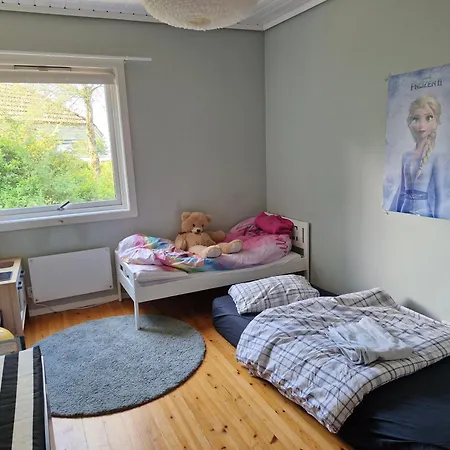 Βίλα Beautiful With Amazing View In Bergen. *